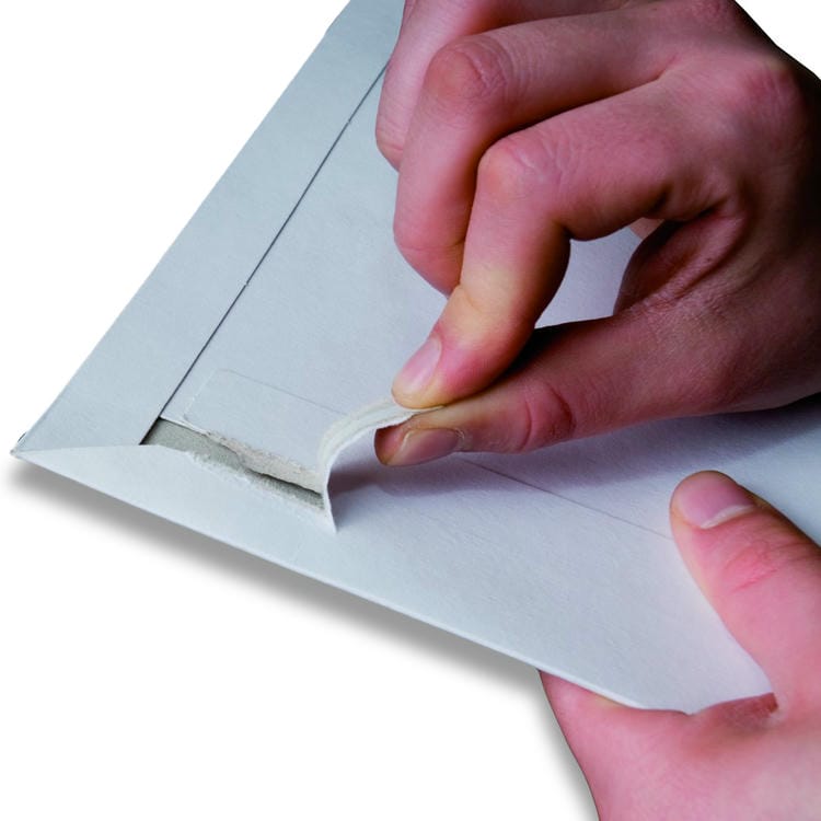 Versandtasche aus Vollpappe (285x365x30 mm)